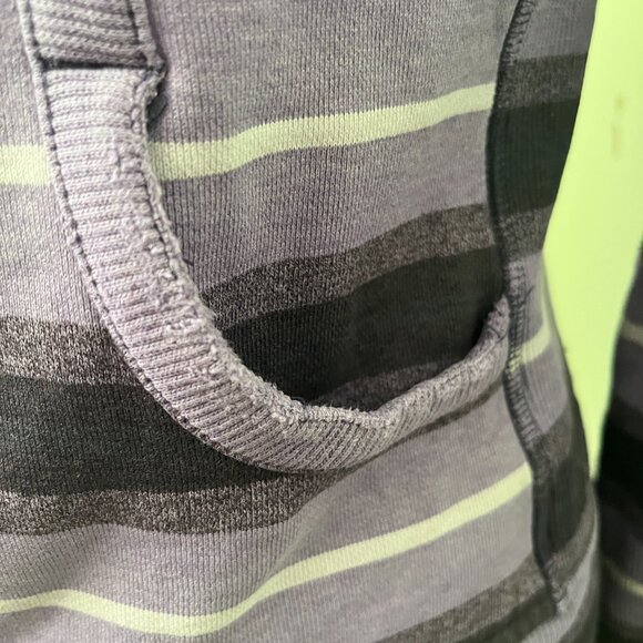 Lululemon Scuba Hoodie Stripe Purples Ombre Stripes Sz 8 - Picture 5 of 9